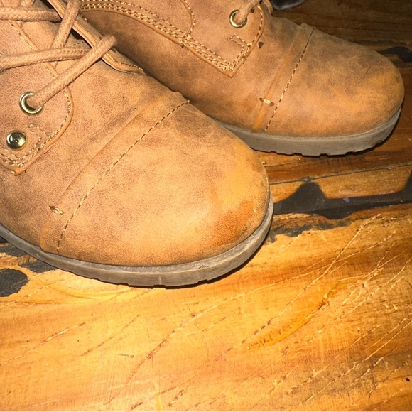 GUESS GBG Los Angeles Bailin zip up side tan faux leather ankle boot size 8 M!! - Picture 9 of 11